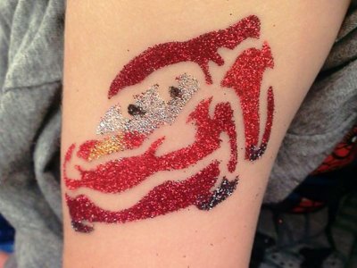 Csillám Tetoválás
